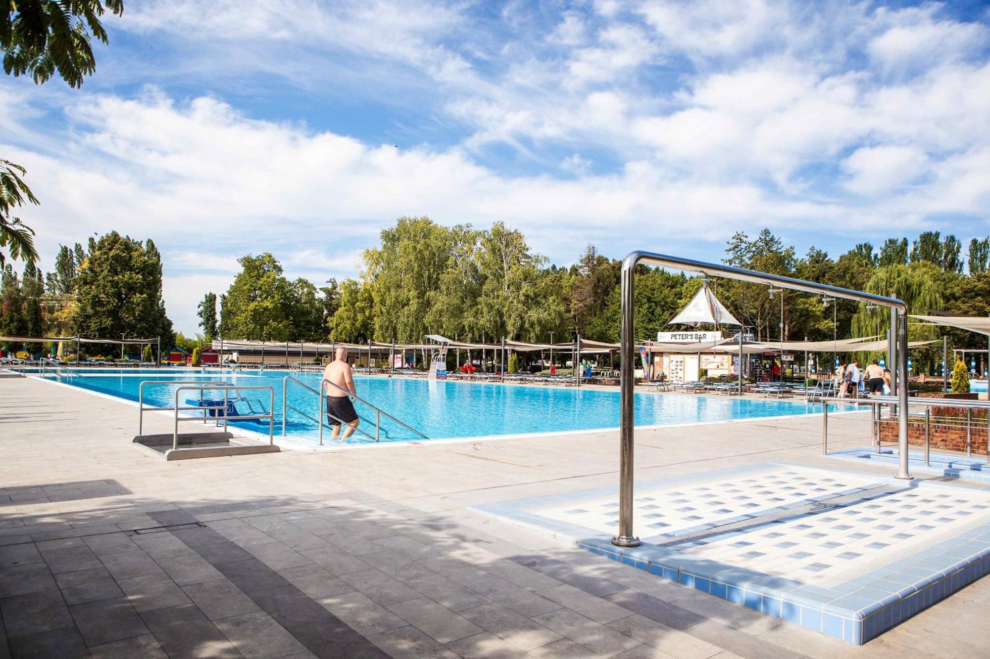 Apartmány Termál Dunajská Streda Esterno foto